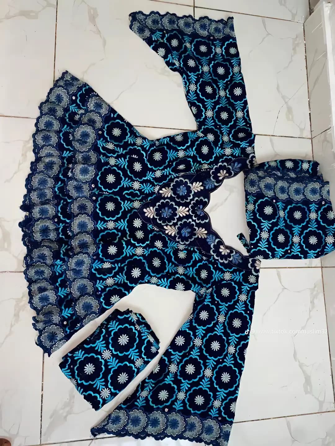 Chiroma fashion textiles  gallery 47